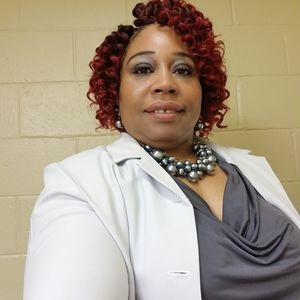 Meet your Posher, Selina